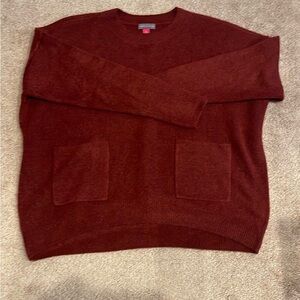 Vince Camuto Women's Crewneck Sweater in Burgundy